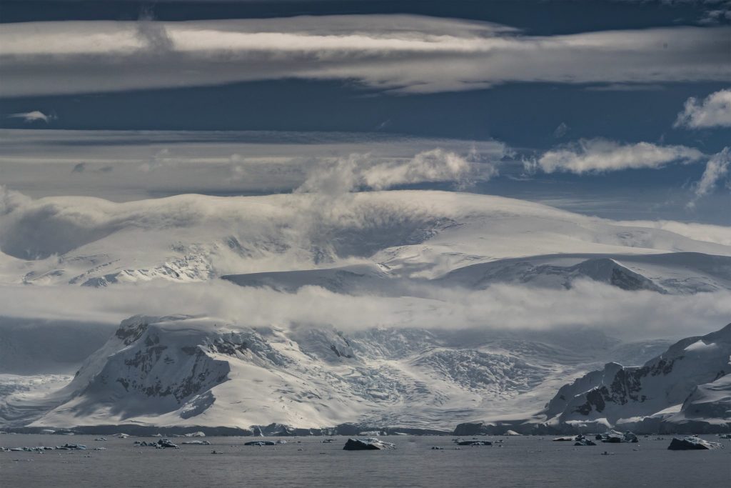 Ледяная Антарктида